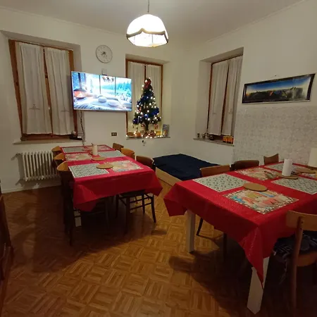 Casa Nelle Dolomiti Pansiyon Domegge di Cadore